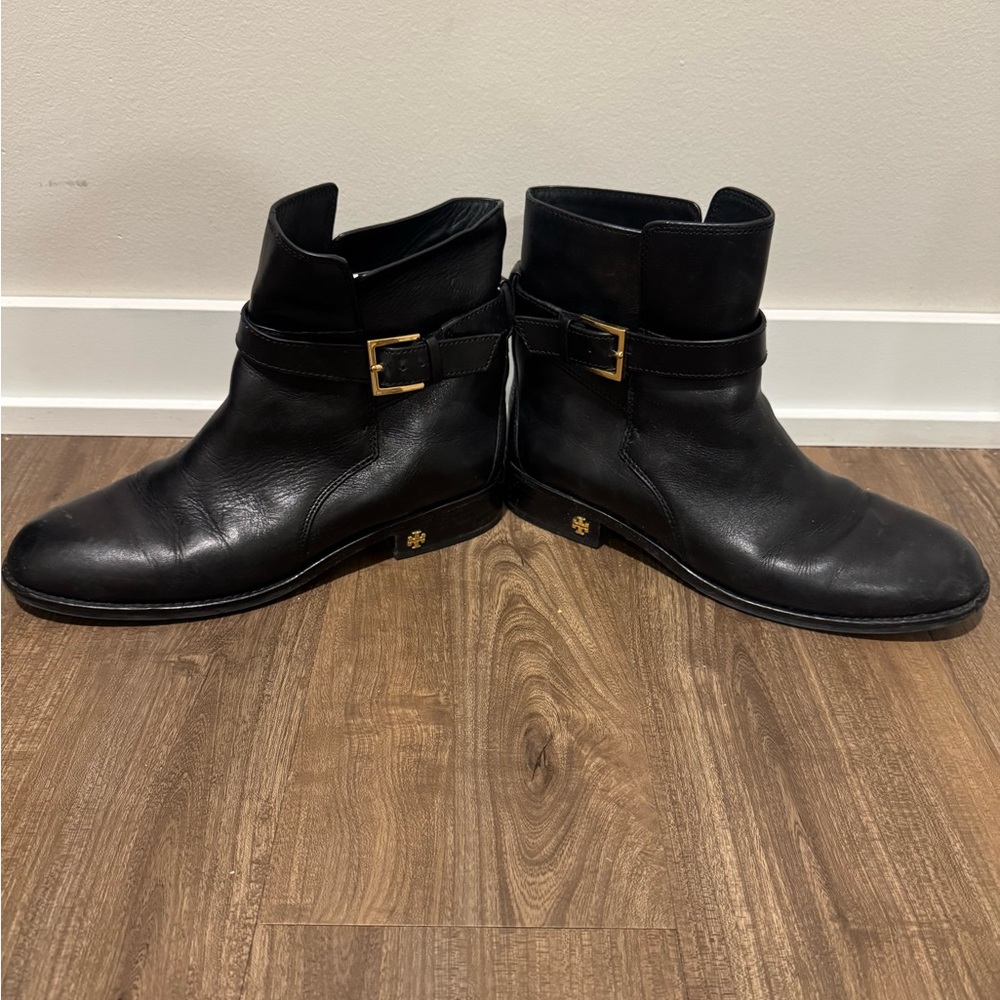 Tory Burch Black Leather Ankle Booties